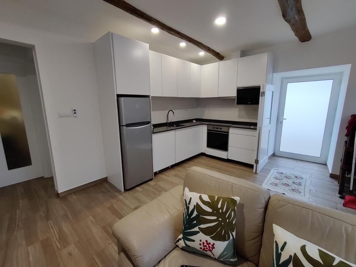 Casa D'Avo Guesthouse And Apartment Urzelina 외부 사진