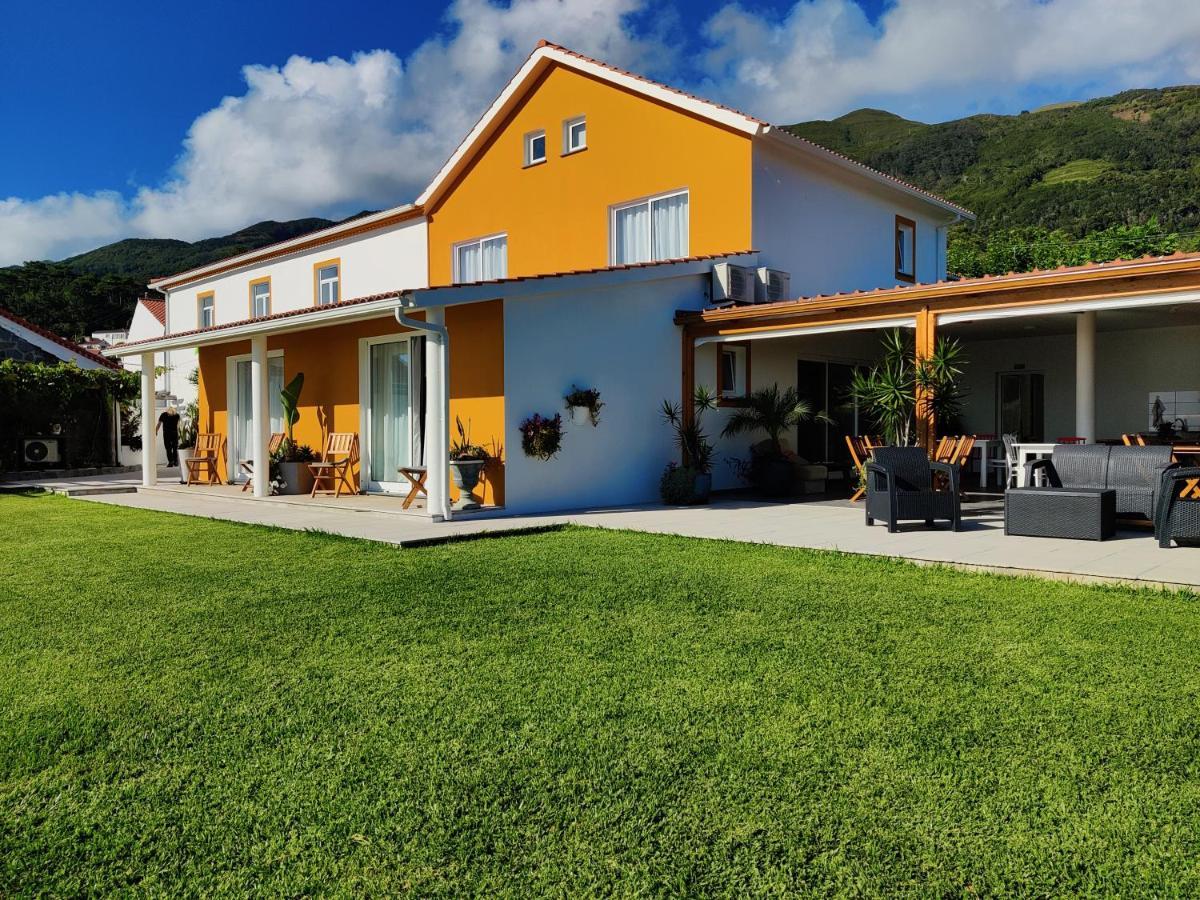 Casa D'Avo Guesthouse And Apartment Urzelina 외부 사진