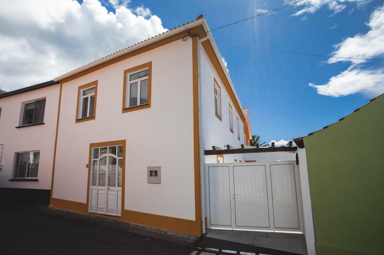 Casa D'Avo Guesthouse And Apartment Urzelina 외부 사진